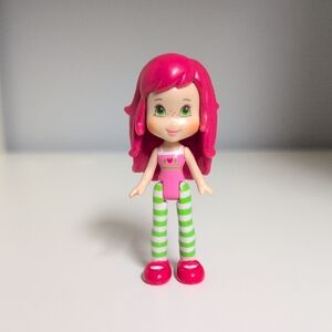 🩵3/$20🩵 Strawberry Shortcake McDonalds Figure, Y2k